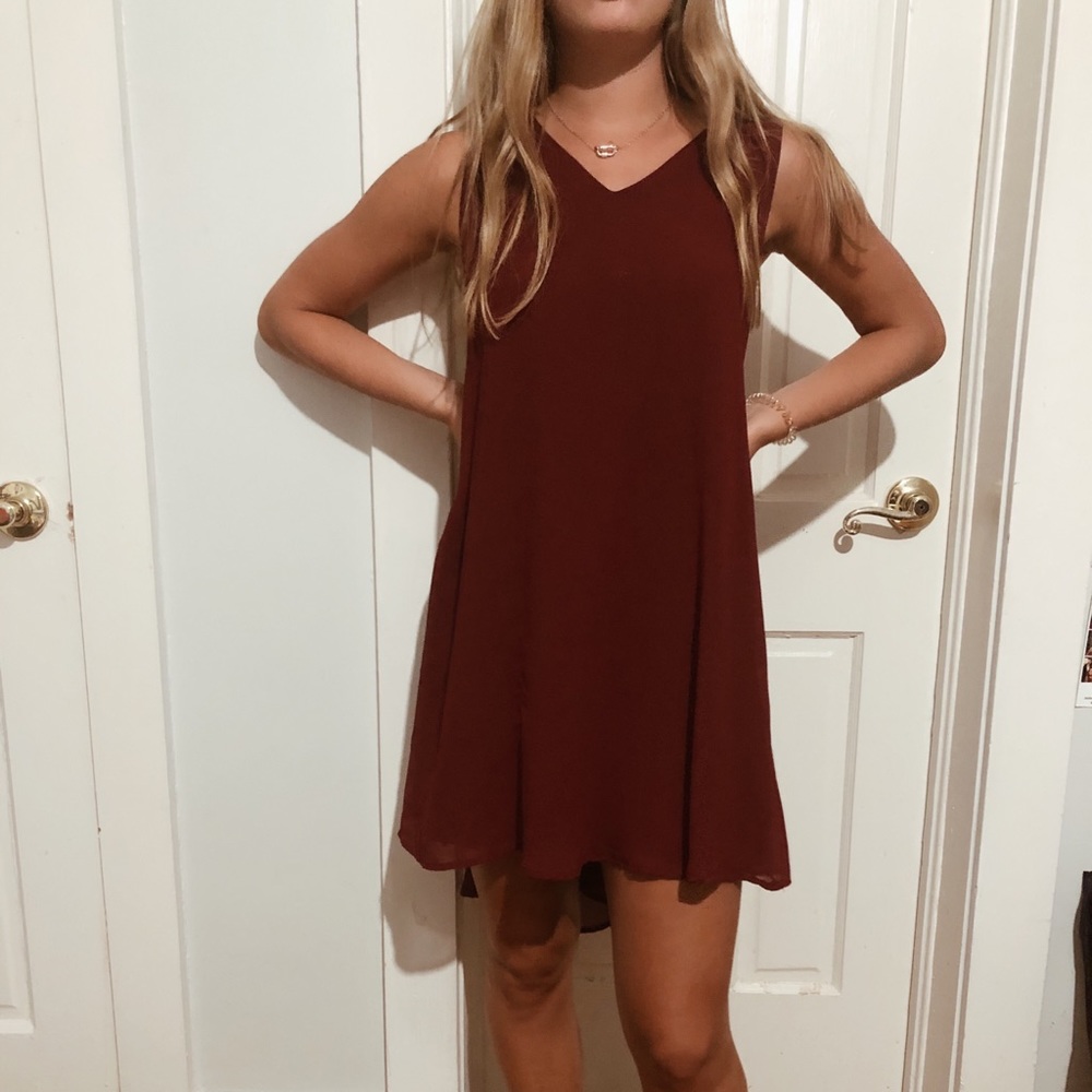 Fab’rik Cape dress with v neck